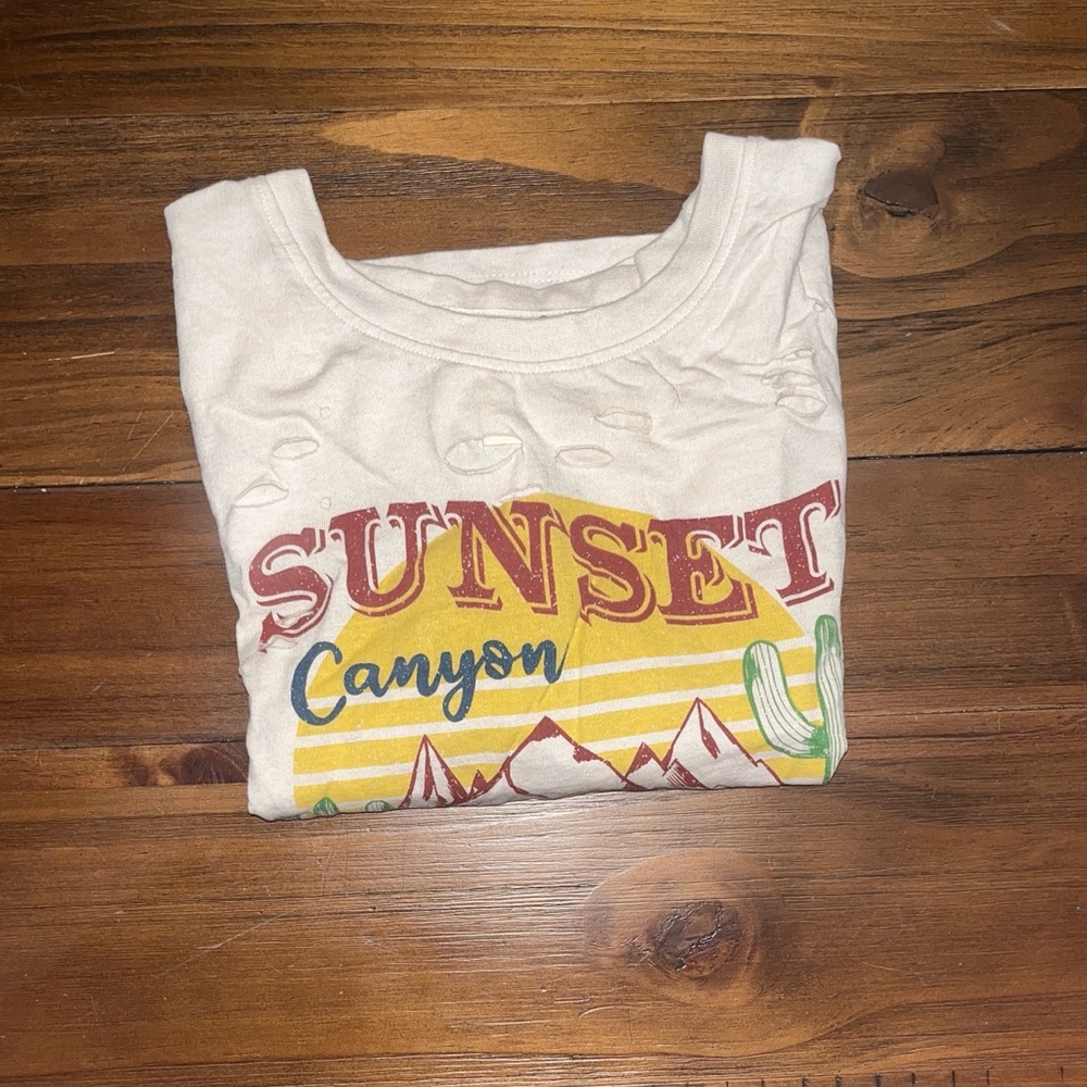 women’s shirt